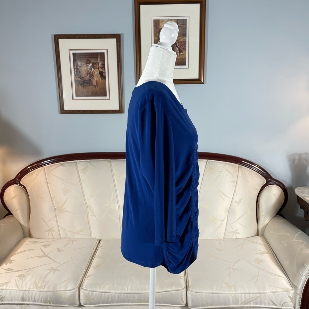 Escalade Blue Ruched Top - Picture 13 of 15